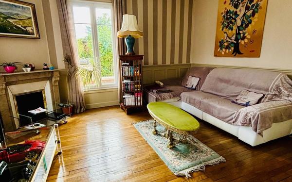 Maison à vendre    4 pièces •  Stains