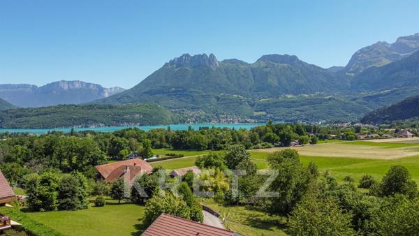 Bord du Lac d'Annecy - Saint Jorioz - Propriété d'exception.