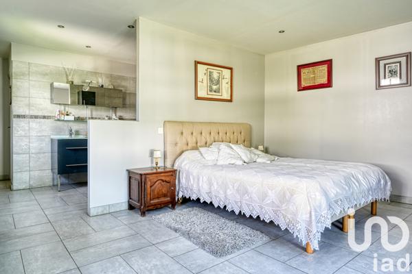 Maison à vendre 7 pièces 1 230 m² Breuillet