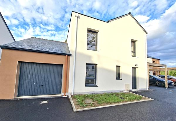 Maison de bourg - Saint André Des Eaux-104 m2