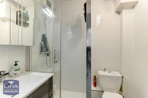 Appartement à vendre 2 pièces 33.18m² Riom (63200)