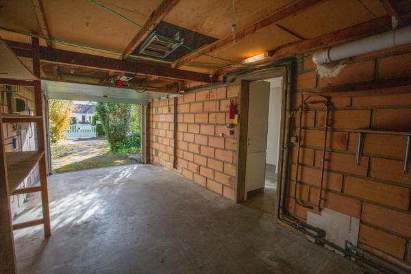 EXCLUSIVITÉ – GROS POTENTIEL – MAISON FAMILIALE AVEC JARDIN