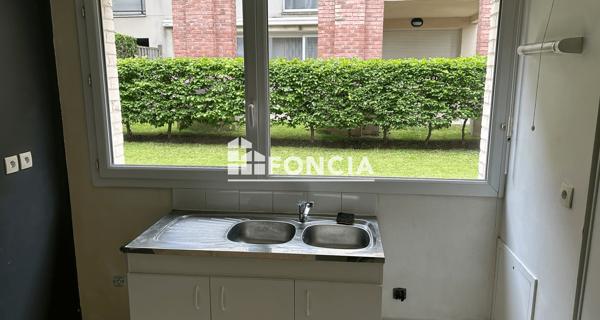 Location Appartement 4 pièces 87.59 m² - Lille 59000