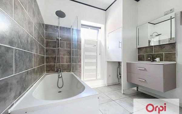 Appartement à louer    2 pièces • 41,20 m2 Montluçon