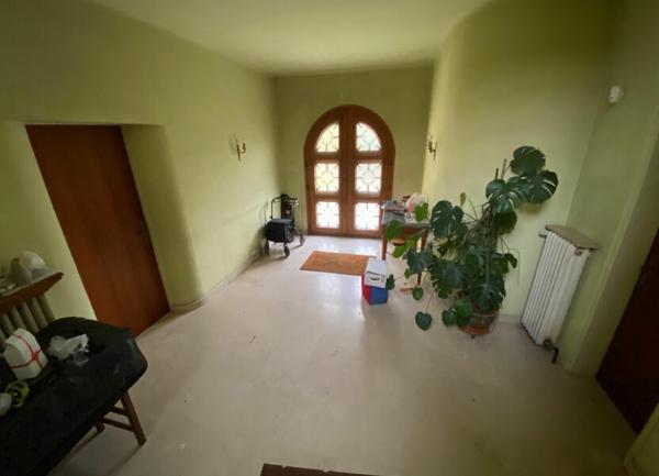 Maison à vendre    7 pièces •  Carpentras