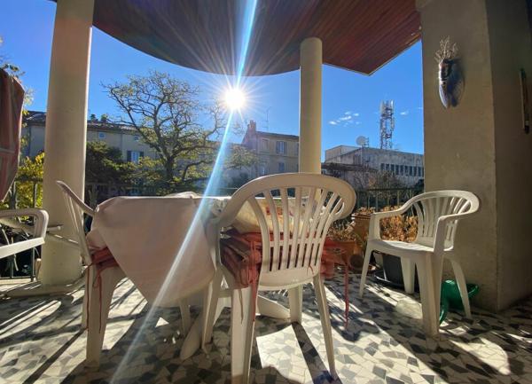 Maison à vendre    7 pièces •  Carpentras