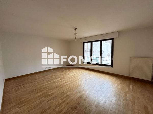 Location Appartement 2 pièces 52.6 m² - Paris 75018