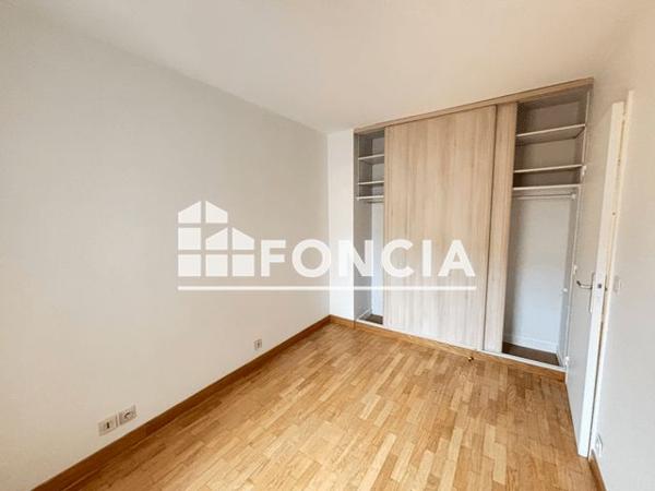 Location Appartement 2 pièces 52.6 m² - Paris 75018