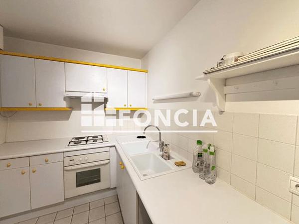 Location Appartement 2 pièces 52.6 m² - Paris 75018