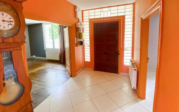 Maison à vendre    3 pièces •  Caussade