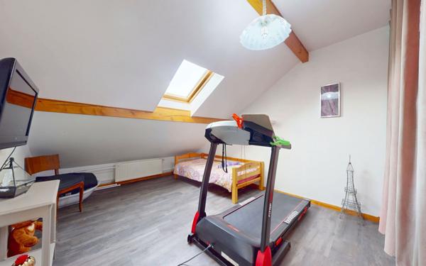 Maison à vendre    6 pièces •  Talange