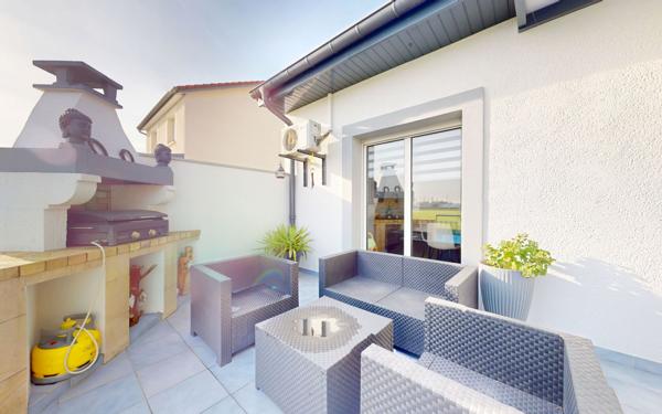 Maison à vendre    6 pièces •  Talange