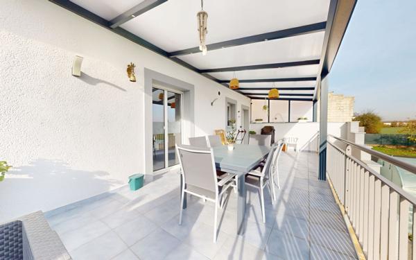 Maison à vendre    6 pièces •  Talange