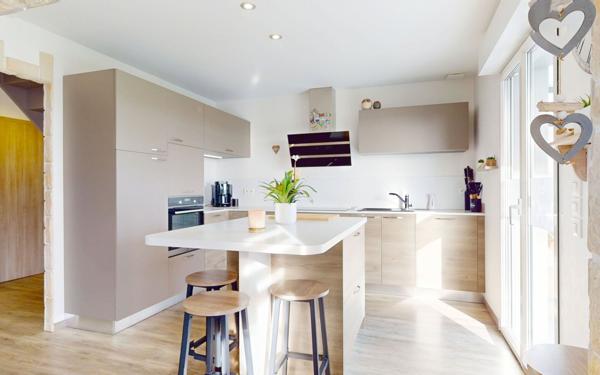 Maison à vendre    6 pièces •  Talange