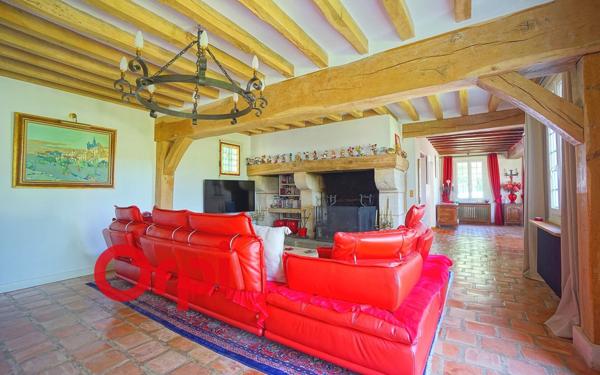 Maison à vendre    8 pièces •  Bernay