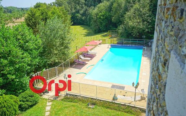 Maison à vendre    8 pièces •  Bernay