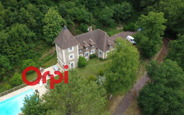 Maison à vendre    8 pièces •  Bernay