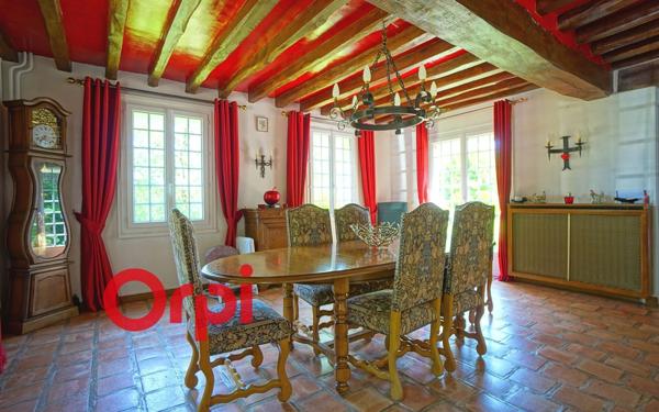Maison à vendre    8 pièces •  Bernay