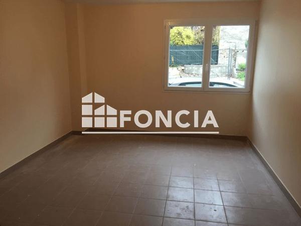 Location Appartement 2 pièces 43.9 m² - 27 RUE JEAN JAURES Valserhone 01200