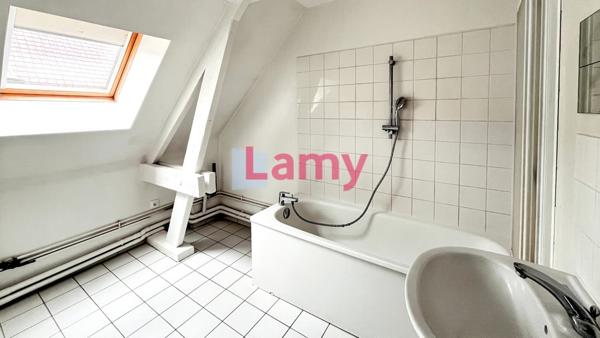 Appartement t3 - 75 m² - 2 garages