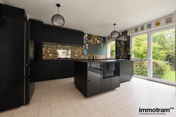 Vente Maison 140m2 - 5 chambre(s) - Croix, La Marque • Réf. VM29691