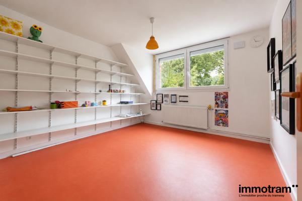 Vente Maison 140m2 - 5 chambre(s) - Croix, La Marque • Réf. VM29691