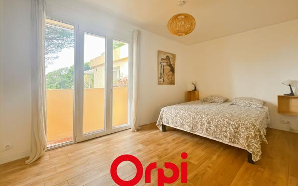 Appartement à vendre    2 pièces • 51 m2 Bandol