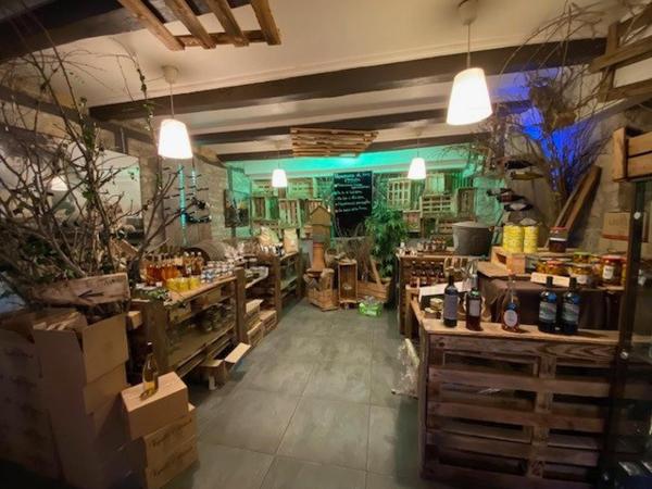 Fond de commerce : Bar - Restaurant au coeur de la Bastide de Villeneuve d'AVEYRON