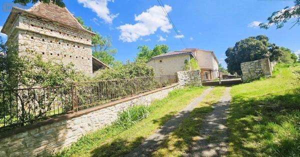 Maison à vendre à Puylaroque dans le Tarn-et-Garonne (82240), ref : 46002-416