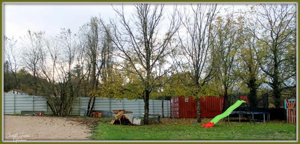 Grande maison divisée en 3 appartements