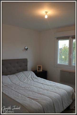 Grande maison divisée en 3 appartements