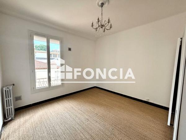 Location Appartement 4 pièces 86.3 m² - 134 BLD DU DOCTEUR CUNEO Toulon 83000