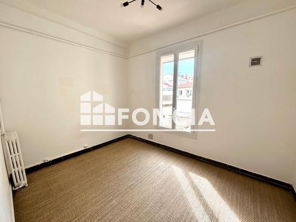 Location Appartement 4 pièces 86.3 m² - 134 BLD DU DOCTEUR CUNEO Toulon 83000