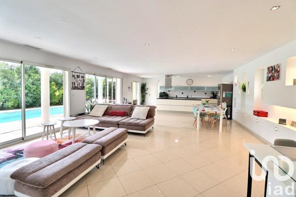 Maison à vendre 5 pièces 140 m² Marseille 13