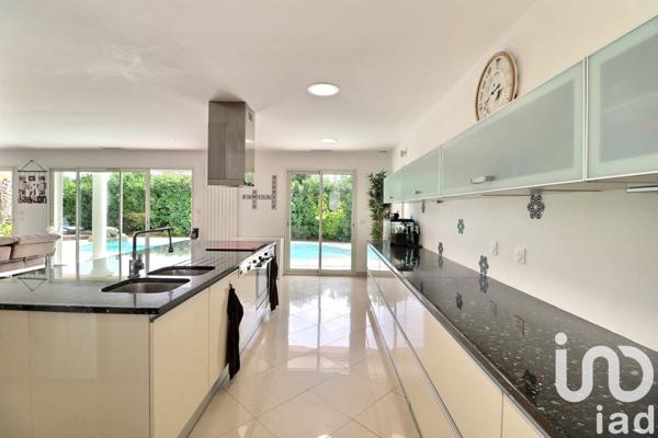 Maison à vendre 5 pièces 140 m² Marseille 13