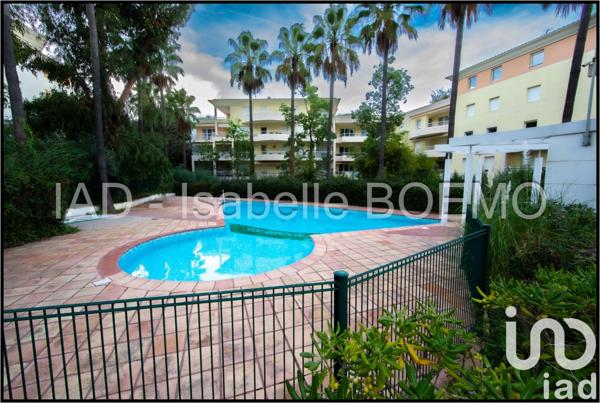 Appartement 3 pièces de 63 m² à Cannes (06400)