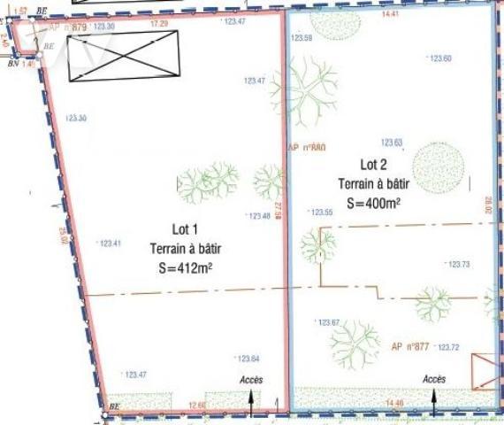 Terrain à bâtir de 412 m² – 1er rang