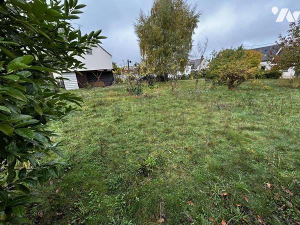 Terrain à bâtir de 412 m² – 1er rang