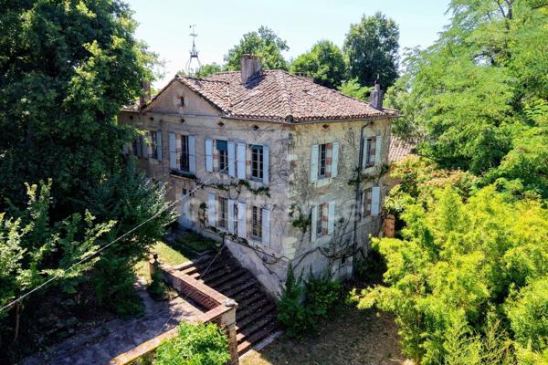 Propriété de caractère au coeur d'un écrin de verdure bucolique (8 pièces, 5 chambres, 227 m2)