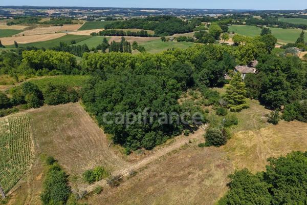 Propriété de caractère au coeur d'un écrin de verdure bucolique (8 pièces, 5 chambres, 227 m2)