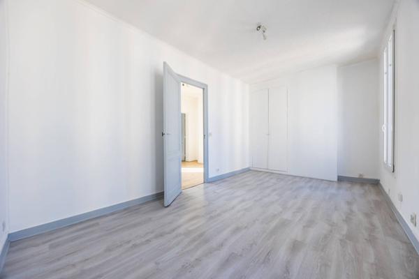APPARTEMENT 2 PIECES 35M² LUMINEUX AU 2EME ETAGE