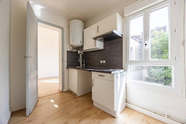 APPARTEMENT 2 PIECES 35M² LUMINEUX AU 2EME ETAGE