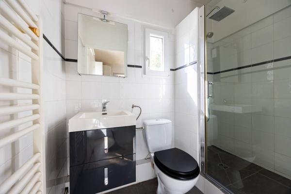 APPARTEMENT 2 PIECES 35M² LUMINEUX AU 2EME ETAGE