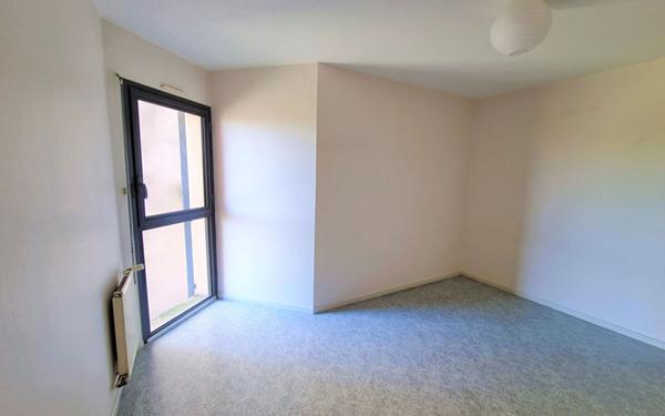 Appartement à louer    2 pièces • 49 m2 Albi