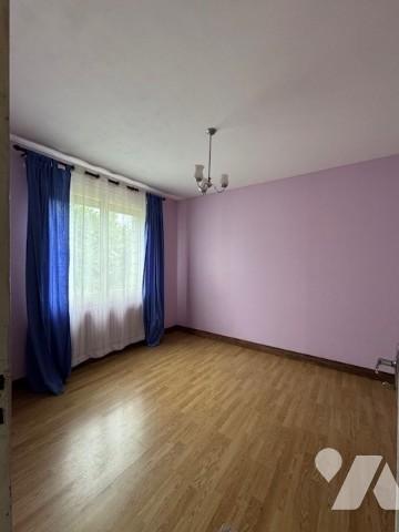 L'Etude de Maître Céline YVER-FOURQUEMIN, Notaire à ARGENTAN (Orne), vous propose :