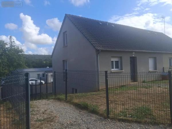 Location - Maison Montsenelle 50250 4 pièces 94 m 2