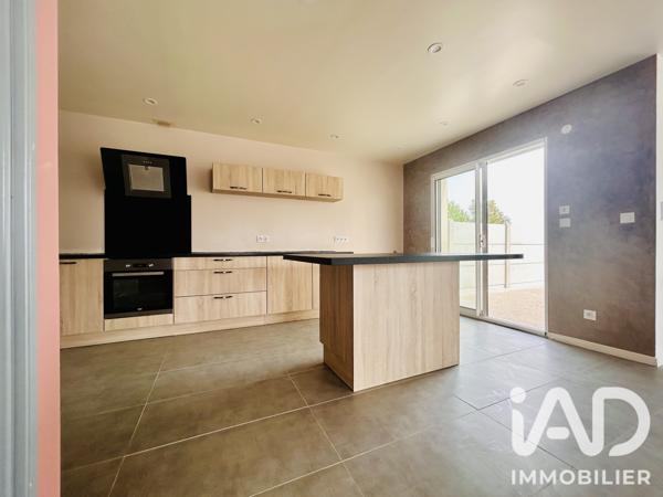 Location maison 4 pièces 125 m² Chaingy