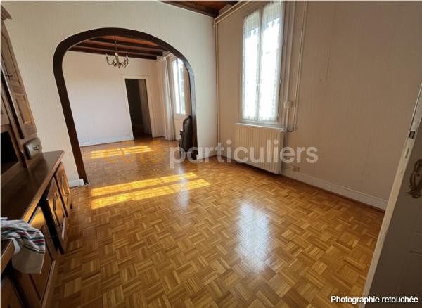 Vente
                Maison93 m² - 3 Pièces -
                    CENON (33150)