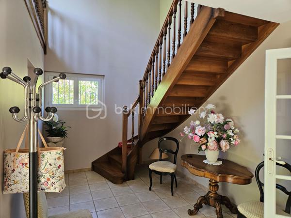 Maison traditionnelle de 244 m²