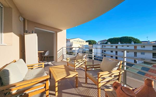 Appartement à vendre    3 pièces • 66,42 m2 Antibes